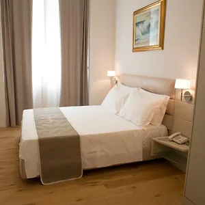 Boutique Enia 3* Prato (Prato)